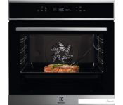    Electrolux EOE7C31X