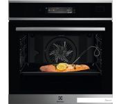    Electrolux EOC9P31WX