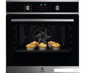    Electrolux SteamBake 600 EOD6P77X