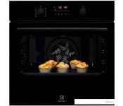    Electrolux SteamBake 600 EOD6P77WZ