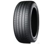   Yokohama Advan Sport V107 265/40R22 106Y