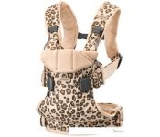 - BabyBjorn One Cotton Mix (beige/leopard)